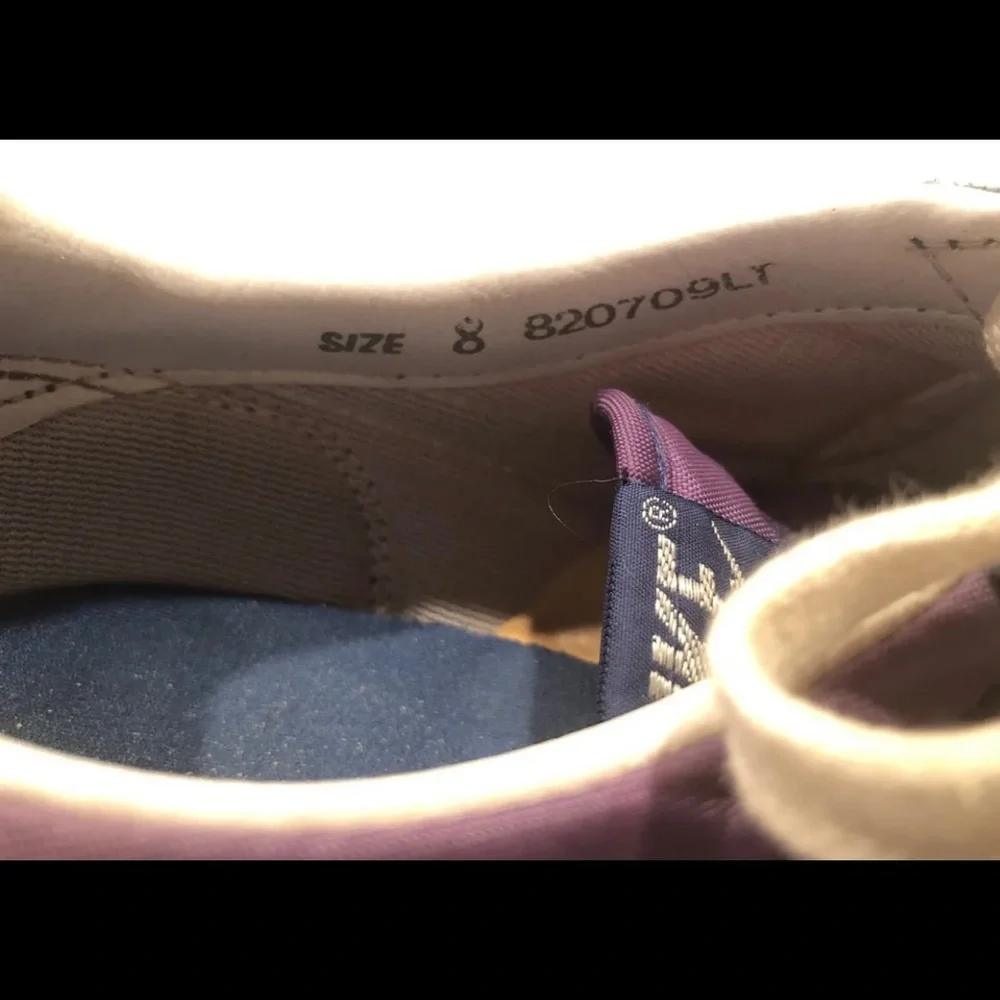 Nike VINTAGE Running Shoes Sneakers 1982 Collectible Mens 8 RARE Original Nike